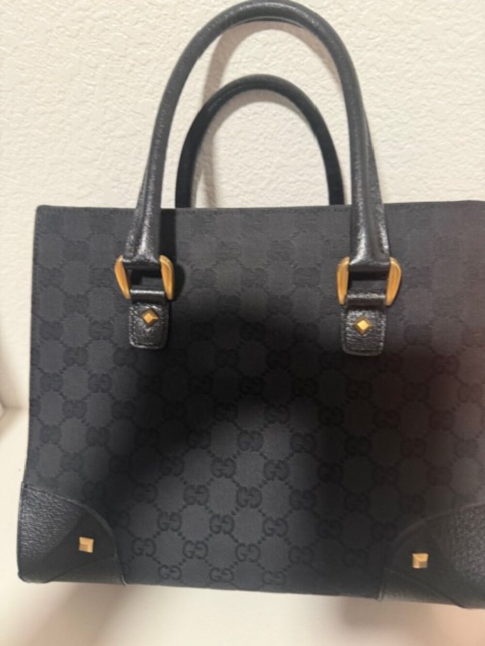 Gucci Classic Handbag- Athentic- Excellent Condition $575